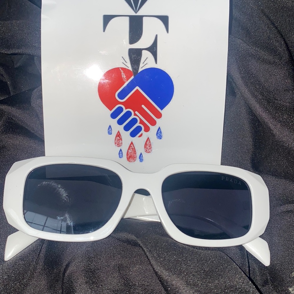 P White sunglasses